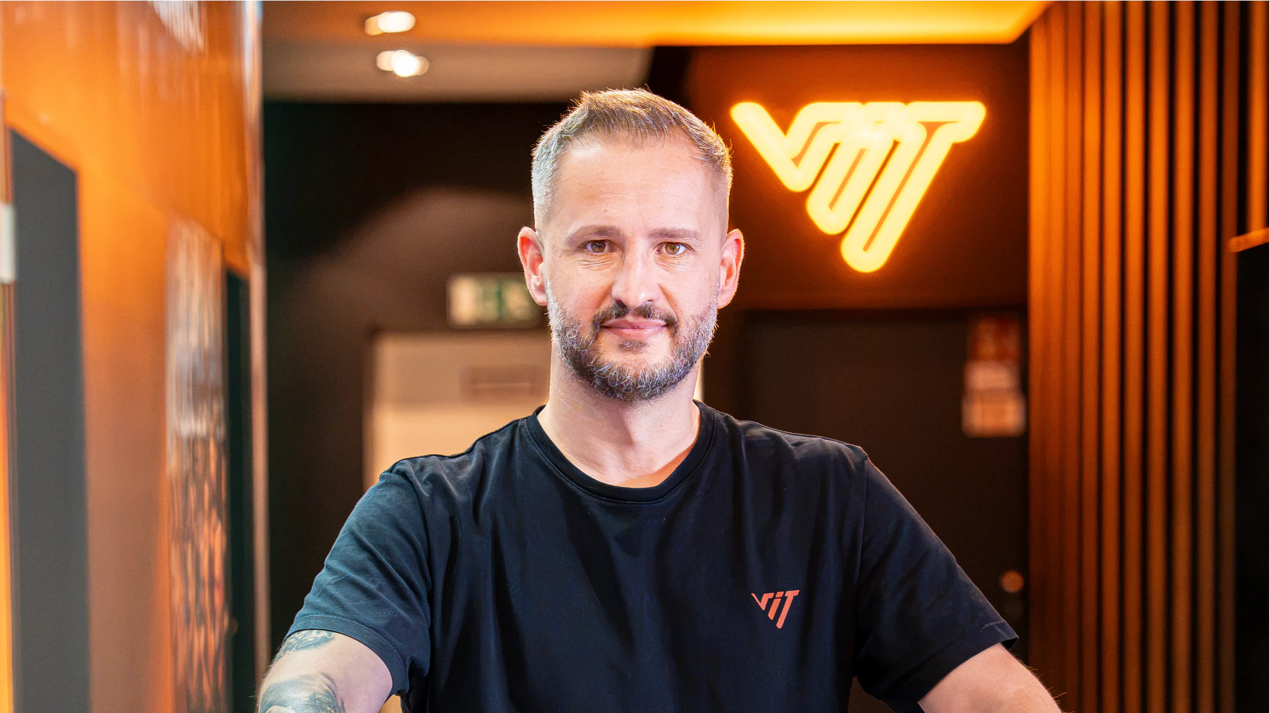 Mike-Portrait.webp